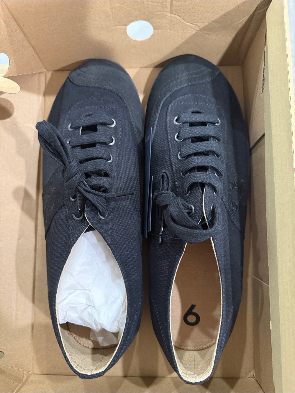 Fred Perry Black Canvas Low-Top Lace-Up Sneakers
